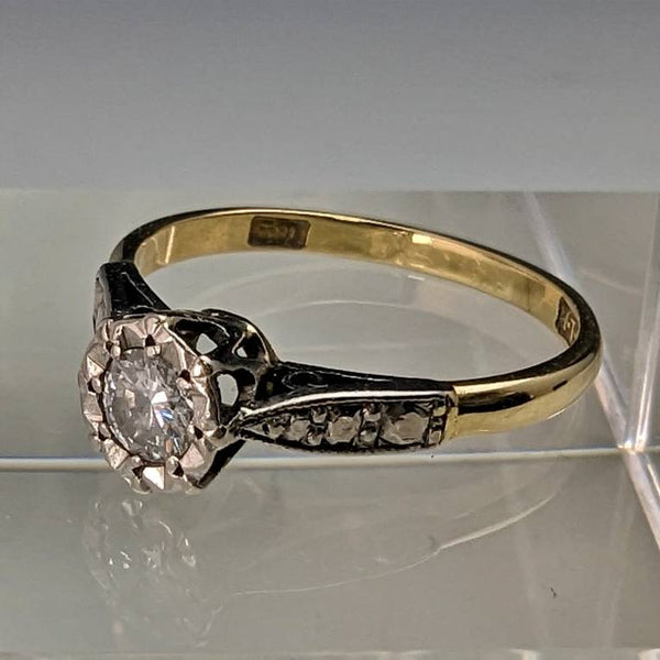 British vintage accessories 18K gold ring 0.25ct diamond HL Brown